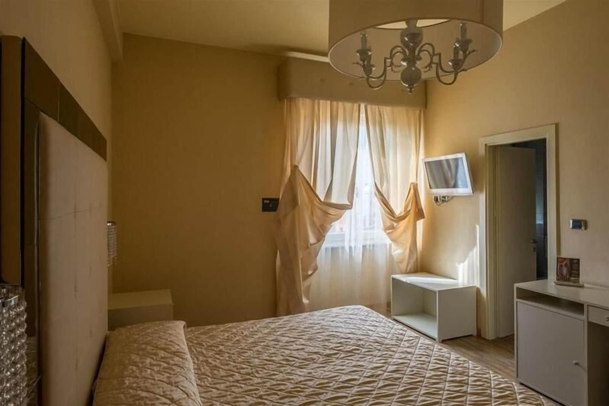 Hotel Manzoni Wellness&Spa Montecatini Terme Bagian luar foto