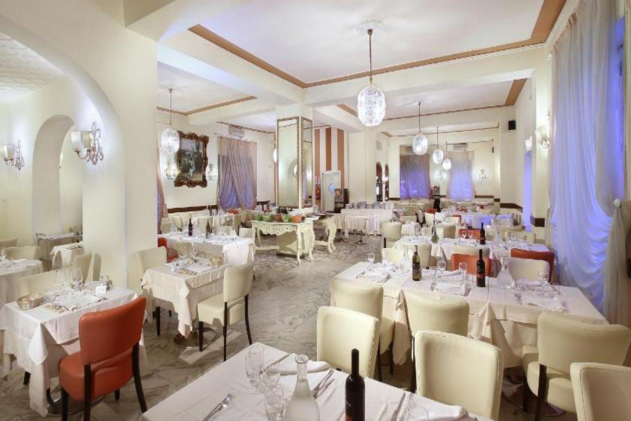 Hotel Manzoni Wellness&Spa Montecatini Terme Bagian luar foto